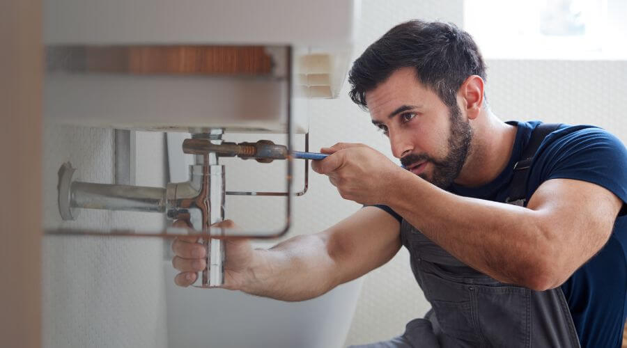 Water heater thermostat replacement in Evans, LA